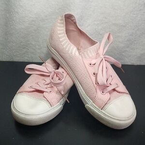 Olivia Miller Light Pink Women's Sneakers